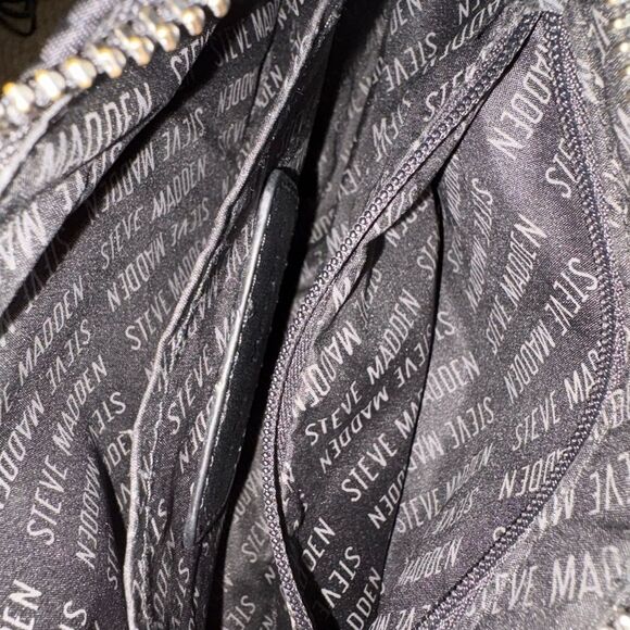 Steve Madden black Vital handbag - Picture 7 of 9